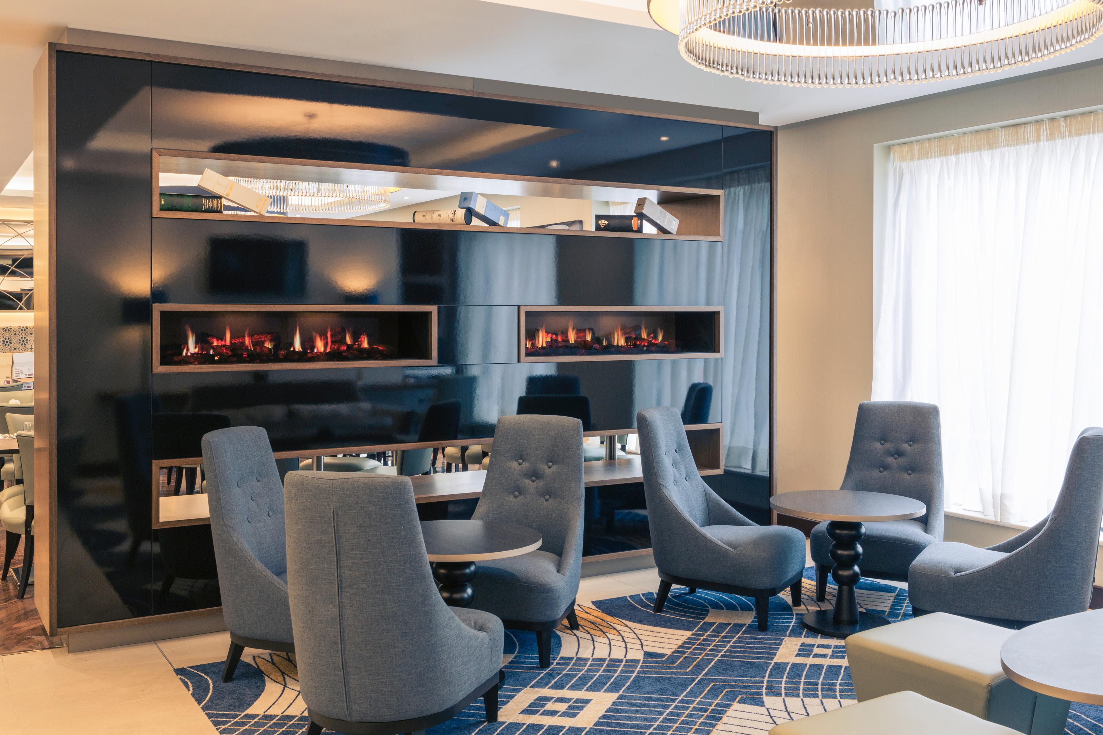 Mercure Haymarket 4*