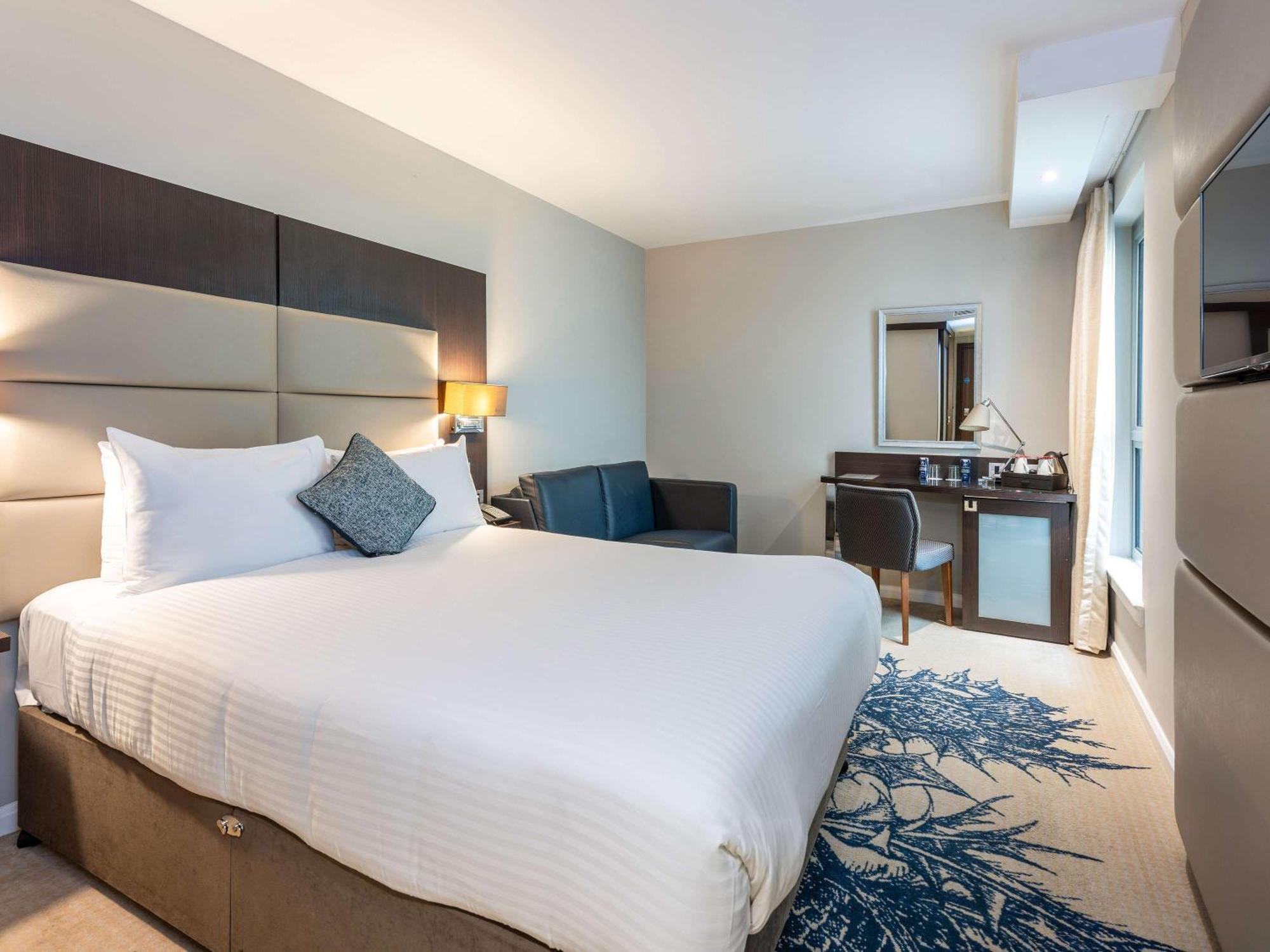 Mercure Haymarket Hotel 4*